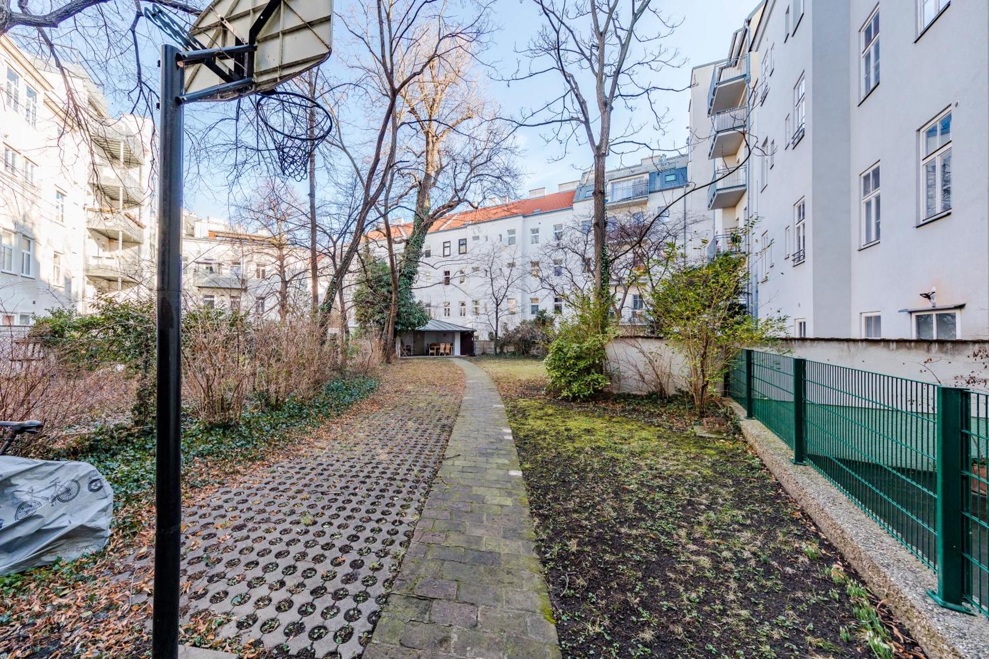 Aparthotel Urban Vienna Living - 18Th District Extérieur photo